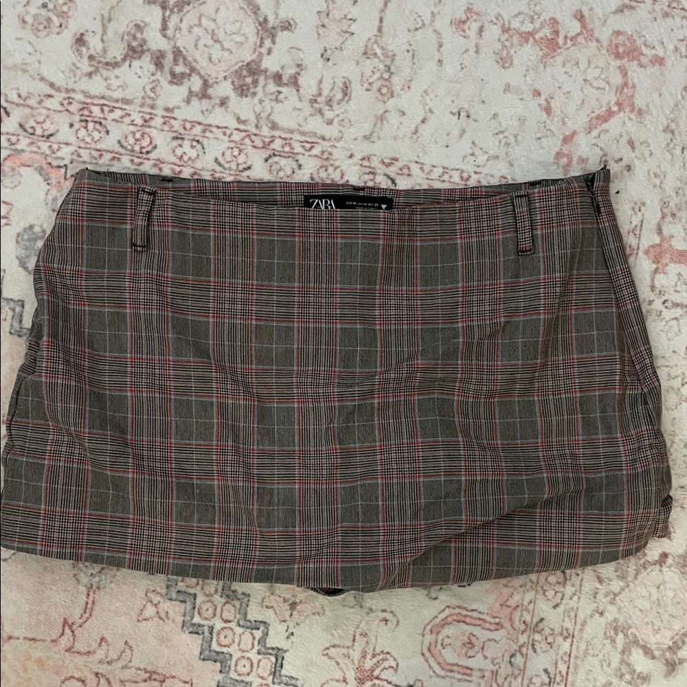 Zara Women's Mini Skirt - Green and Red Plaid